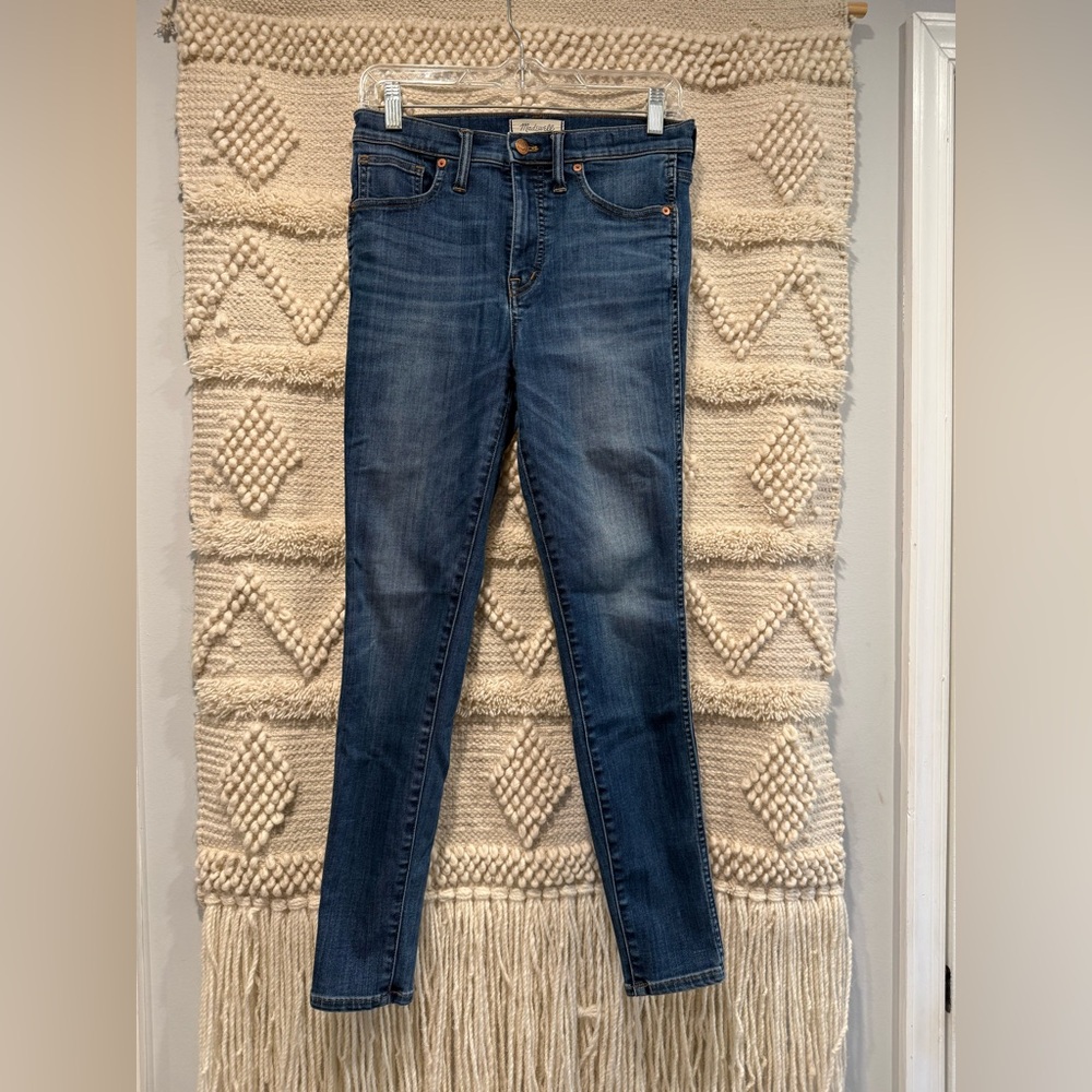 10" High-Rise Skinny Jeans in Danny Wash: TENCEL™ Denim Edition